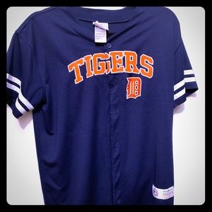 Girls Tigers shirt